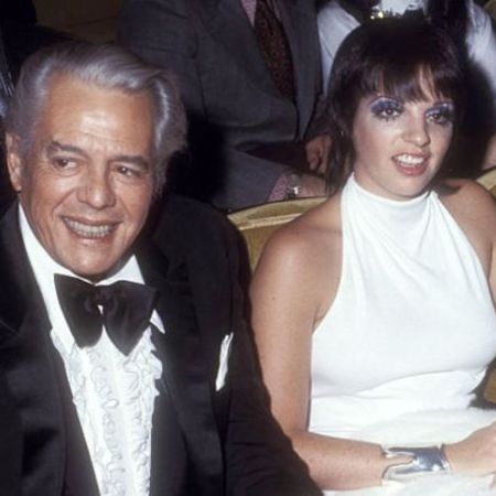 Desi's with his ex-partner, Liza in an award show